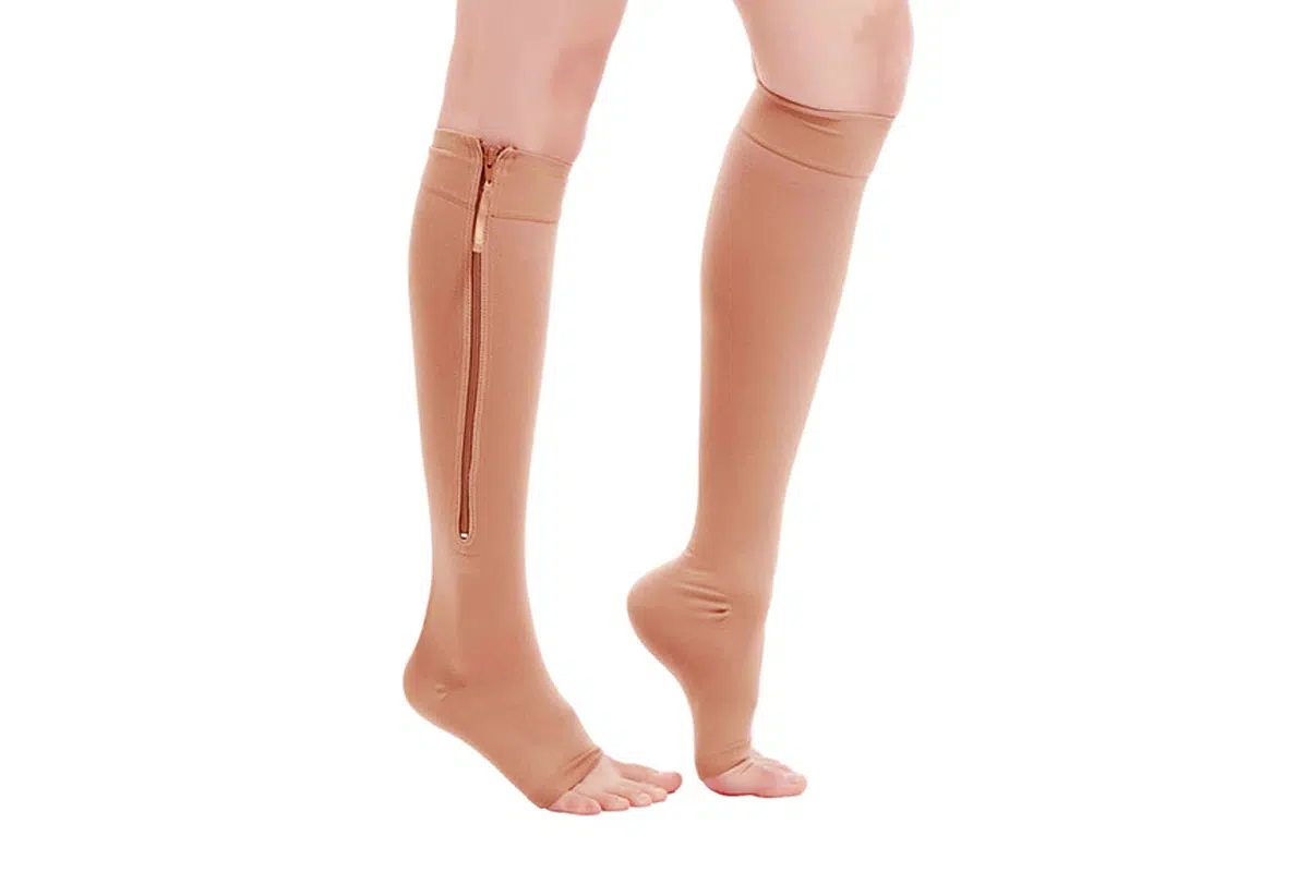 Medias elásticas bajo rodilla con cierre