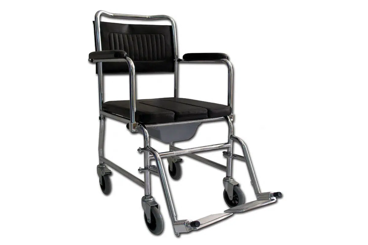 Silla de ruedas con inodoro