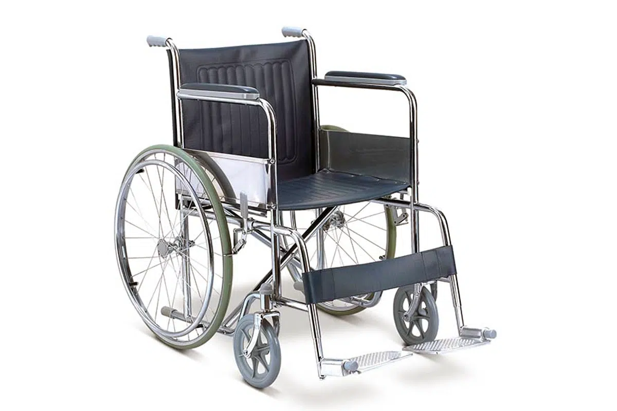 Silla de ruedas plegable estándar – Ortopedia Marrero