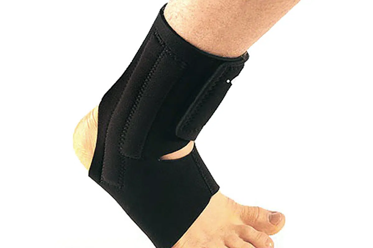 Tobillera de neopreno con ballenas